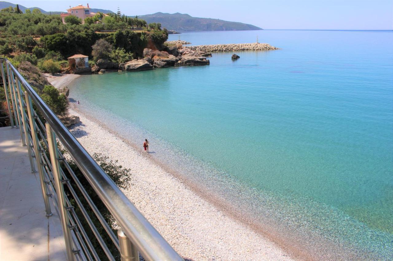 Naftilos Blue View Retreat Avia Exterior photo